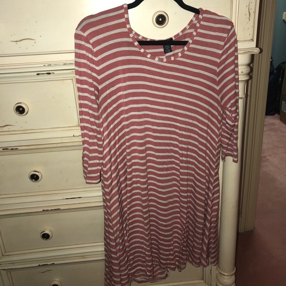 Striped dress - Picture 1 of 1